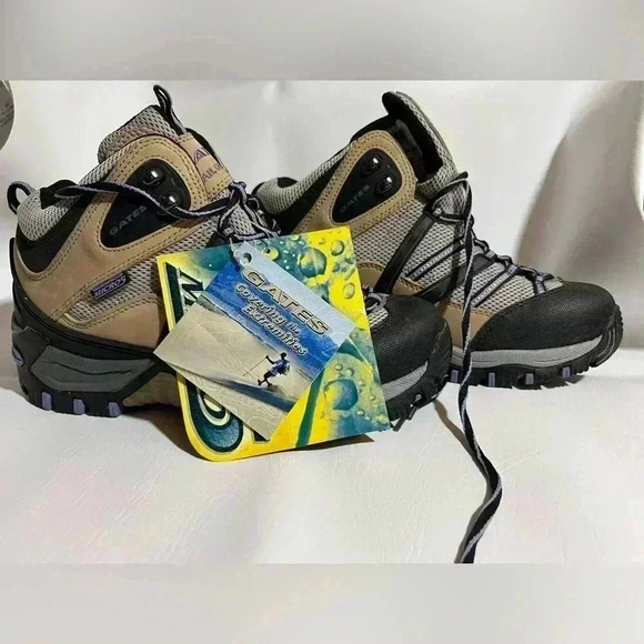 NWT Gates Men’s Hiking Boots - Picture 2 of 6